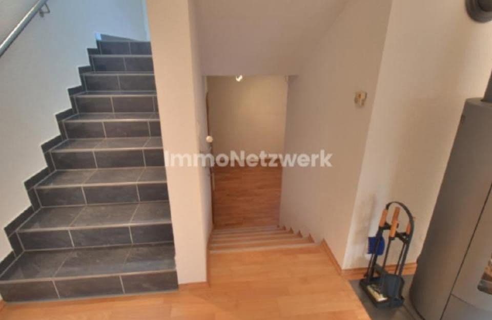 Predaj domu 90 m², pozemok 206 m², Kenn, Porýnie-Falcko Predaj domu 90 m², pozemok 206 m², Kenn, Porýnie-Falcko