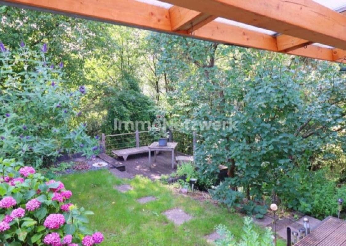 Predaj domu 90 m², pozemok 206 m², Kenn, Porýnie-Falcko Predaj domu 90 m², pozemok 206 m², Kenn, Porýnie-Falcko