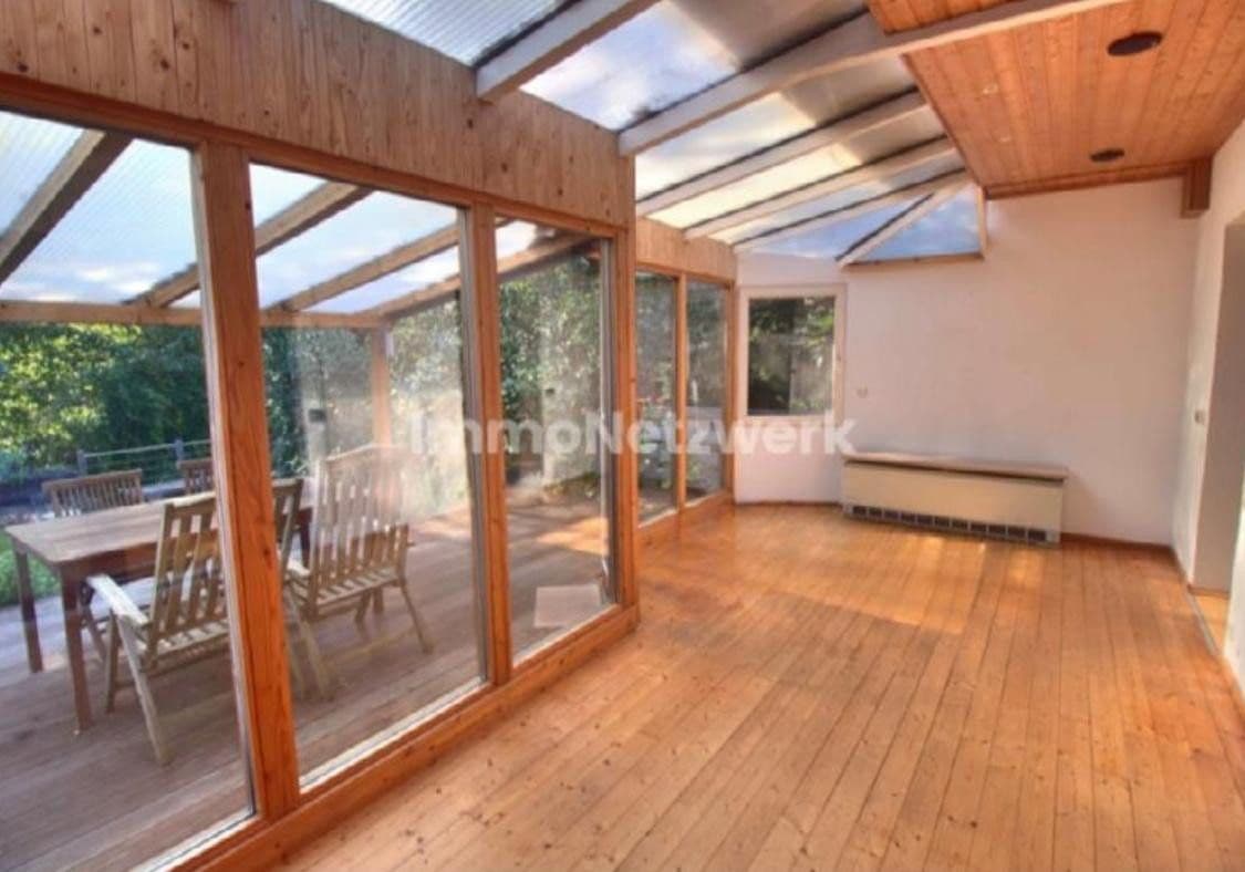 Predaj domu 90 m², pozemok 206 m², Kenn, Porýnie-Falcko Predaj domu 90 m², pozemok 206 m², Kenn, Porýnie-Falcko
