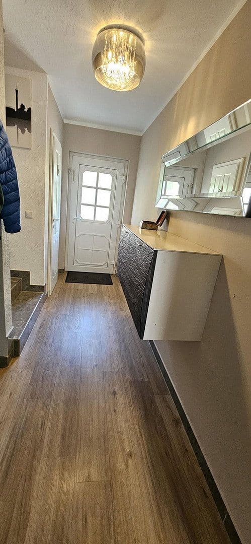 Predaj domu 133 m², pozemok 320 m², Nidderau, Hesensko Predaj domu 133 m², pozemok 320 m², Nidderau, Hesensko