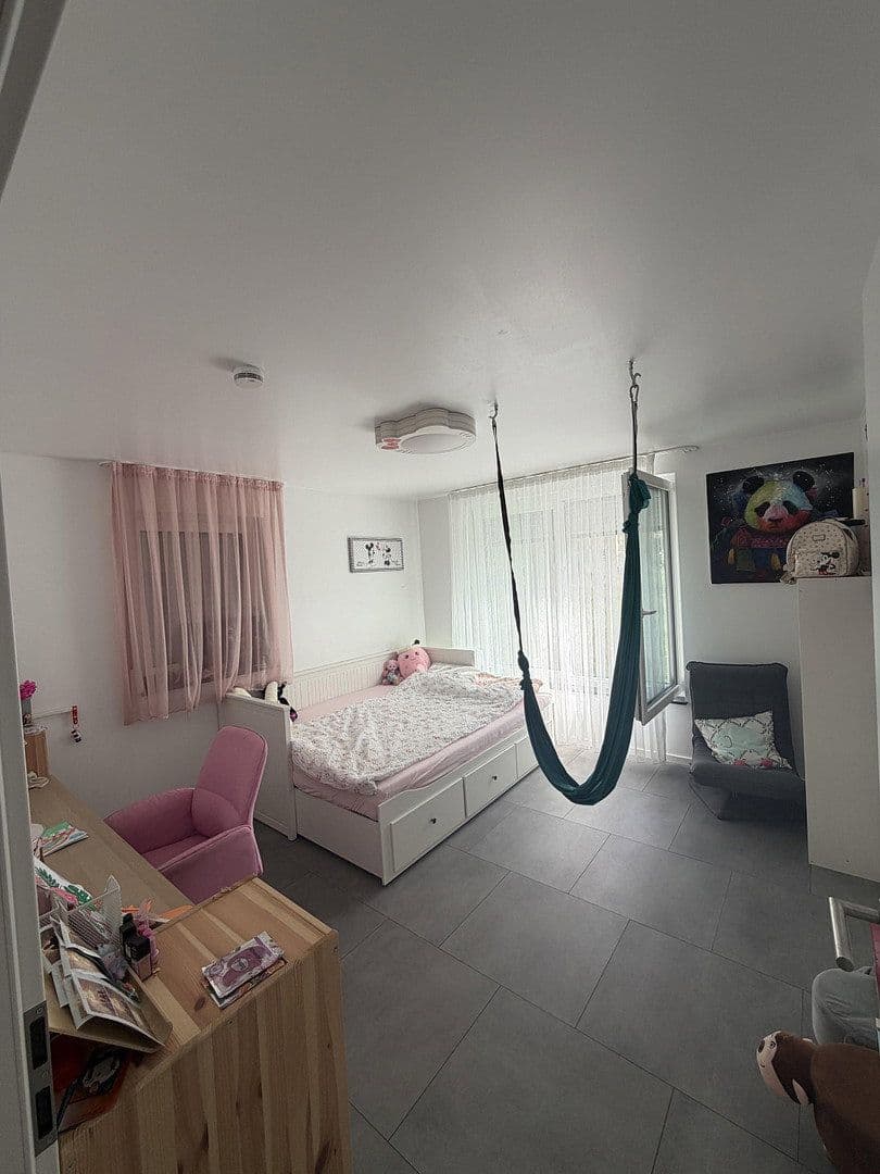 Predaj domu 156 m², pozemok 203 m², Ebersbach an der Fils, Bádensko-Wurttembersko Predaj domu 156 m², pozemok 203 m², Ebersbach an der Fils, Bádensko-Wurttembersko