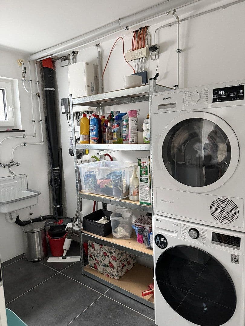 Predaj domu 156 m², pozemok 203 m², Ebersbach an der Fils, Bádensko-Wurttembersko Predaj domu 156 m², pozemok 203 m², Ebersbach an der Fils, Bádensko-Wurttembersko