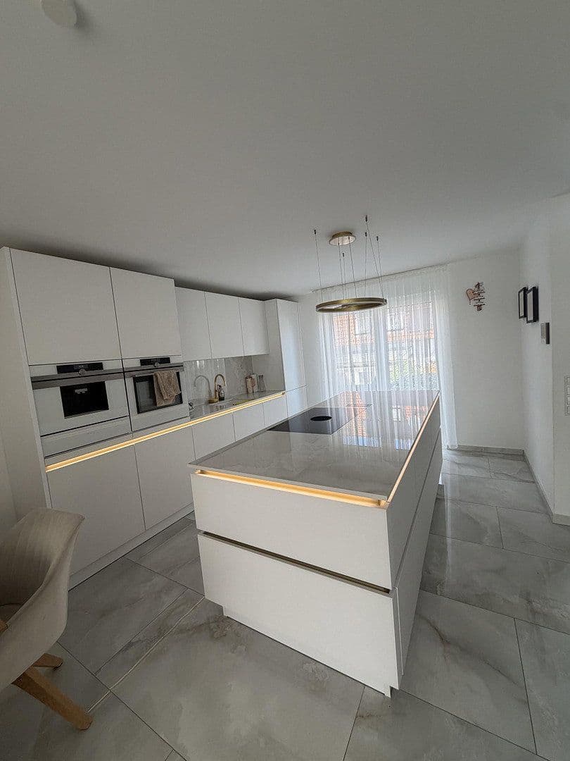 Predaj domu 156 m², pozemok 203 m², Ebersbach an der Fils, Bádensko-Wurttembersko Predaj domu 156 m², pozemok 203 m², Ebersbach an der Fils, Bádensko-Wurttembersko