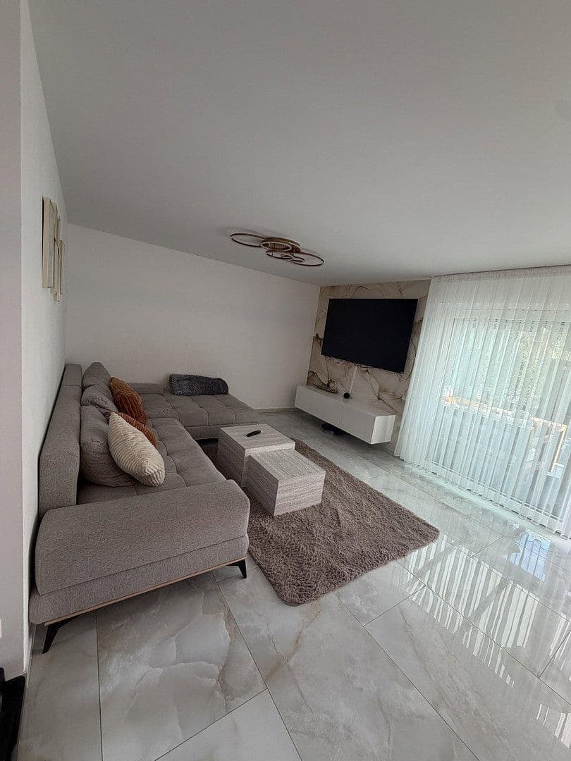 Predaj domu 156 m², pozemok 203 m², Ebersbach an der Fils, Bádensko-Wurttembersko Predaj domu 156 m², pozemok 203 m², Ebersbach an der Fils, Bádensko-Wurttembersko