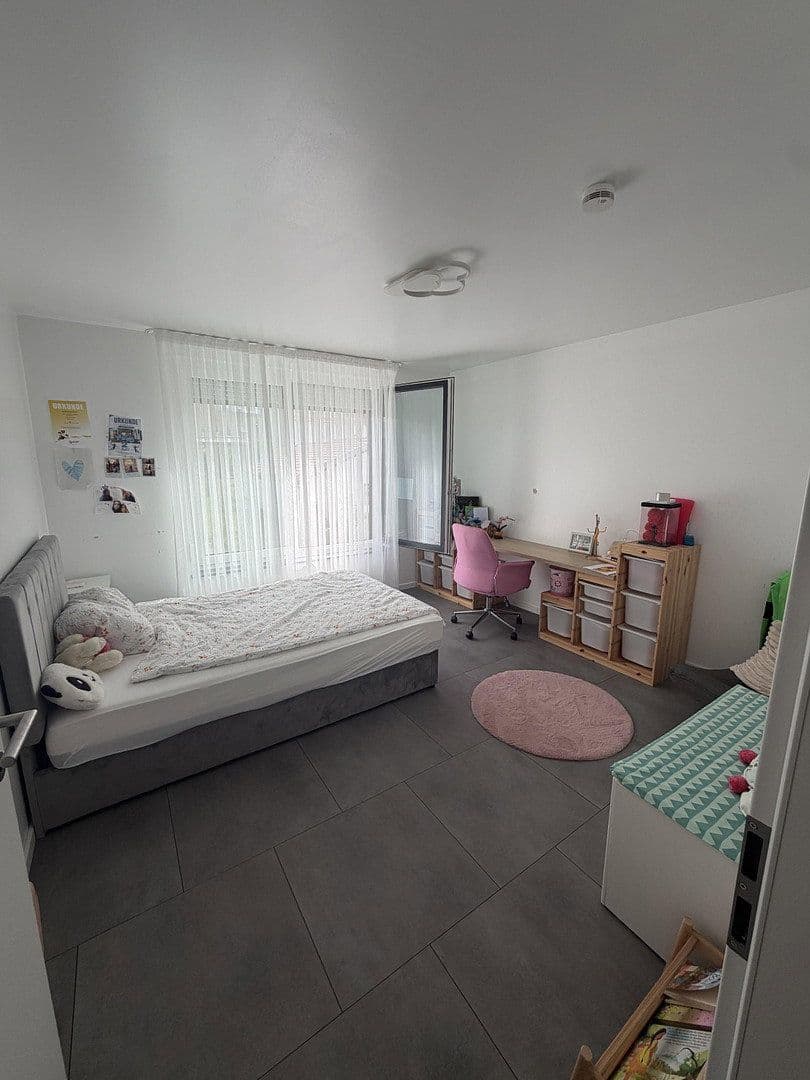 Predaj domu 156 m², pozemok 203 m², Ebersbach an der Fils, Bádensko-Wurttembersko Predaj domu 156 m², pozemok 203 m², Ebersbach an der Fils, Bádensko-Wurttembersko