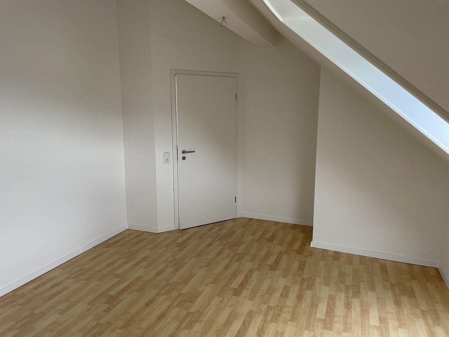 Prenájom bytu 3-izbový 98 m², Obergasse 7, Mainhausen, Hesensko Prenájom bytu 3-izbový 98 m², Obergasse 7, Mainhausen, Hesensko