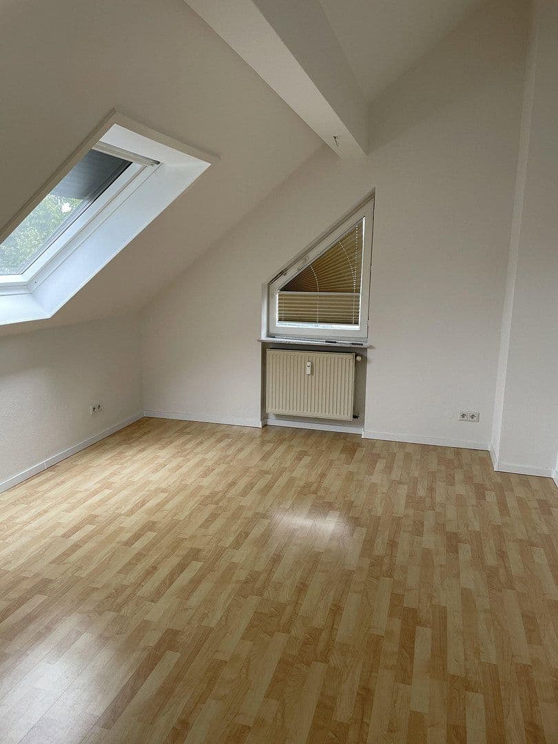 Prenájom bytu 3-izbový 98 m², Obergasse 7, Mainhausen, Hesensko Prenájom bytu 3-izbový 98 m², Obergasse 7, Mainhausen, Hesensko