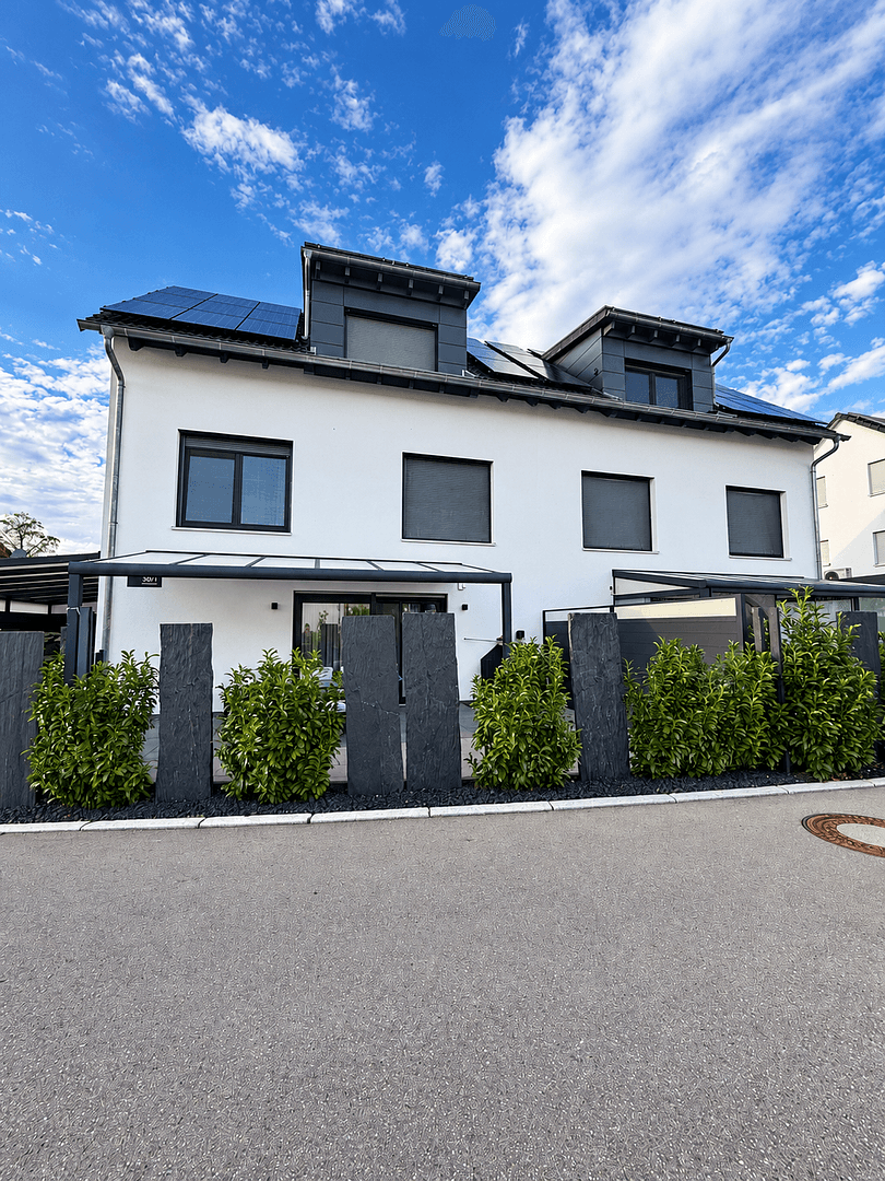 Predaj domu 158 m², pozemok 172 m², Ebersbach an der Fils, Bádensko-Wurttembersko Predaj domu 158 m², pozemok 172 m², Ebersbach an der Fils, Bádensko-Wurttembersko