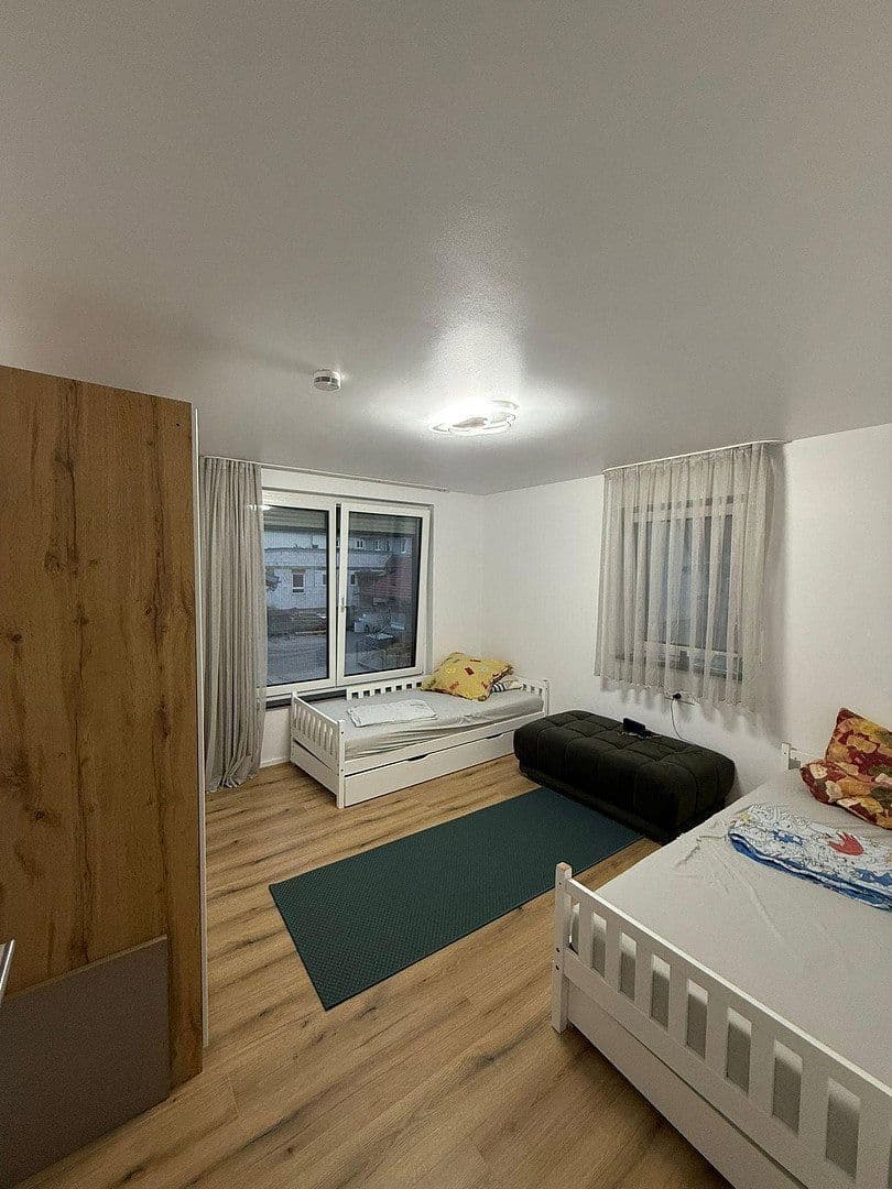 Predaj domu 158 m², pozemok 172 m², Ebersbach an der Fils, Bádensko-Wurttembersko Predaj domu 158 m², pozemok 172 m², Ebersbach an der Fils, Bádensko-Wurttembersko