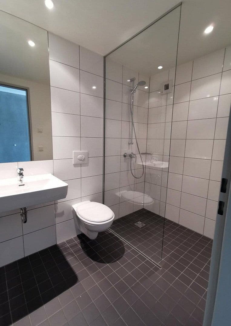 Prenájom bytu 1-izbový 26 m², Augustinusstrasse 15, Trier, Porýnie-Falcko Prenájom bytu 1-izbový 26 m², Augustinusstrasse 15, Trier, Porýnie-Falcko