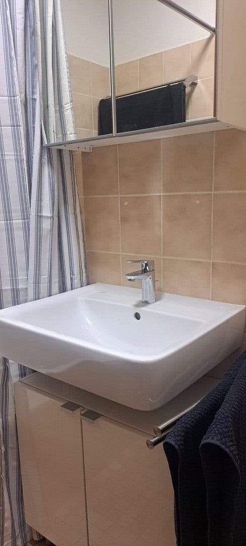 Prenájom bytu 1-izbový 27 m², Moningerstr. 18, Karlsruhe, Bádensko-Wurttembersko Prenájom bytu 1-izbový 27 m², Moningerstr. 18, Karlsruhe, Bádensko-Wurttembersko