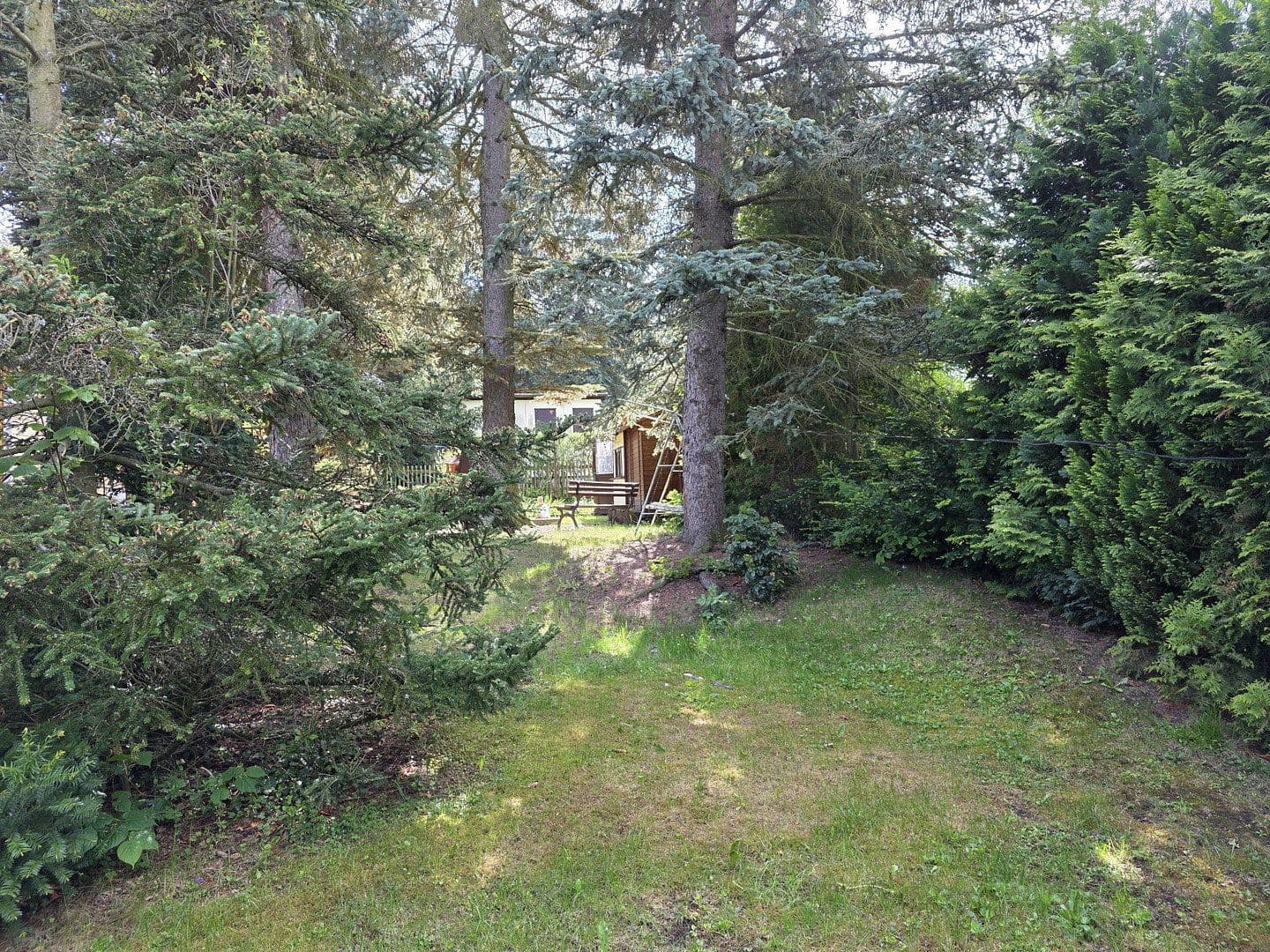 Predaj pozemku 1.000 m², Zu den Pappeln 15, Chemnitz, Sasko Predaj pozemku 1.000 m², Zu den Pappeln 15, Chemnitz, Sasko