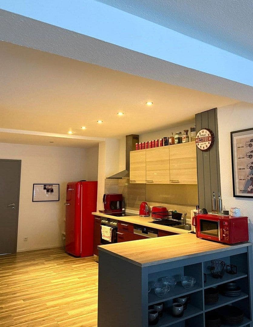 Prenájom bytu 4-izbový 105 m², Karlstr. 10, Alpirsbach, Bádensko-Wurttembersko Prenájom bytu 4-izbový 105 m², Karlstr. 10, Alpirsbach, Bádensko-Wurttembersko