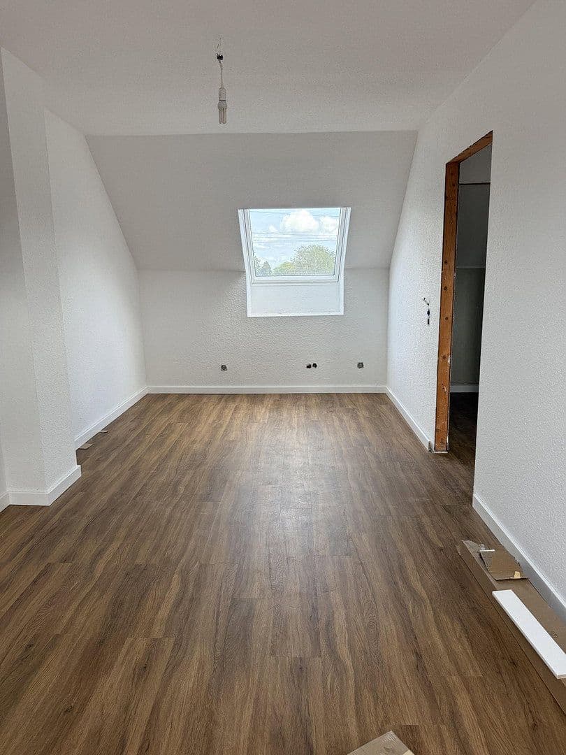 Prenájom domu 145 m², pozemok 150 m², Wiesengrund 50, Kummerfeld, Šlezvicko-Holštajnsko Prenájom domu 145 m², pozemok 150 m², Wiesengrund 50, Kummerfeld, Šlezvicko-Holštajnsko