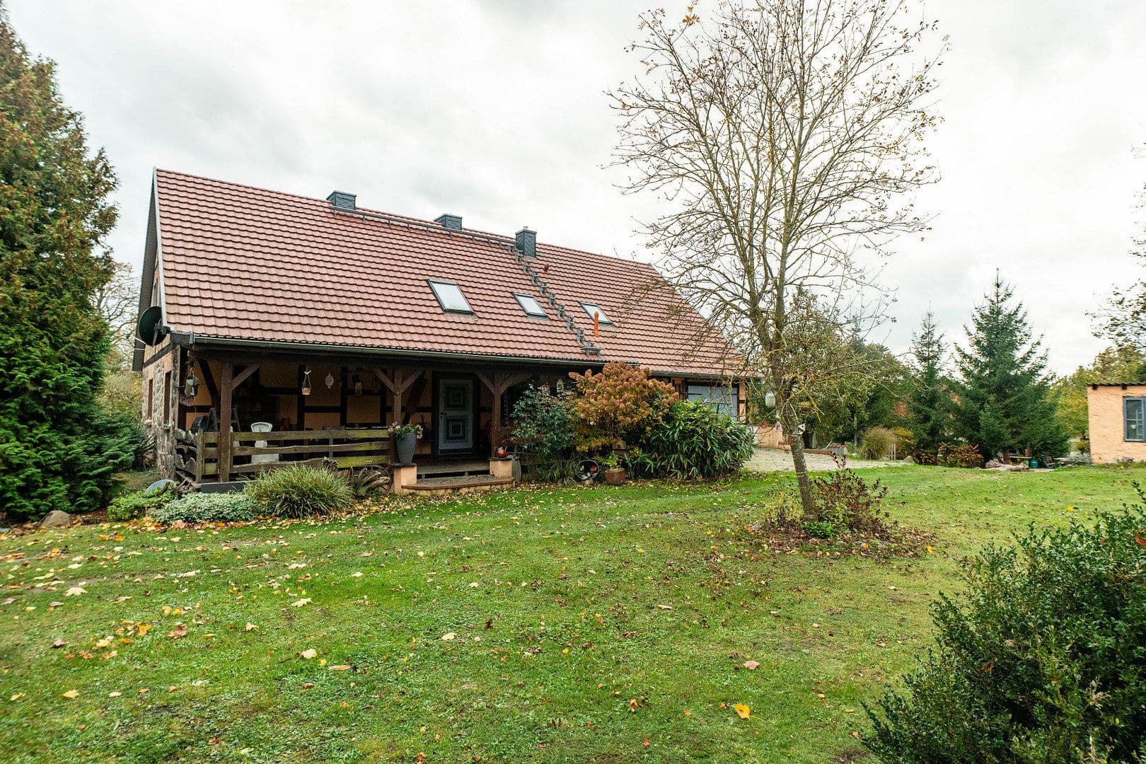 Predaj domu 228 m², pozemok 3.147 m², Moltzow, Meklenbursko-Predpomoransko Predaj domu 228 m², pozemok 3.147 m², Moltzow, Meklenbursko-Predpomoransko