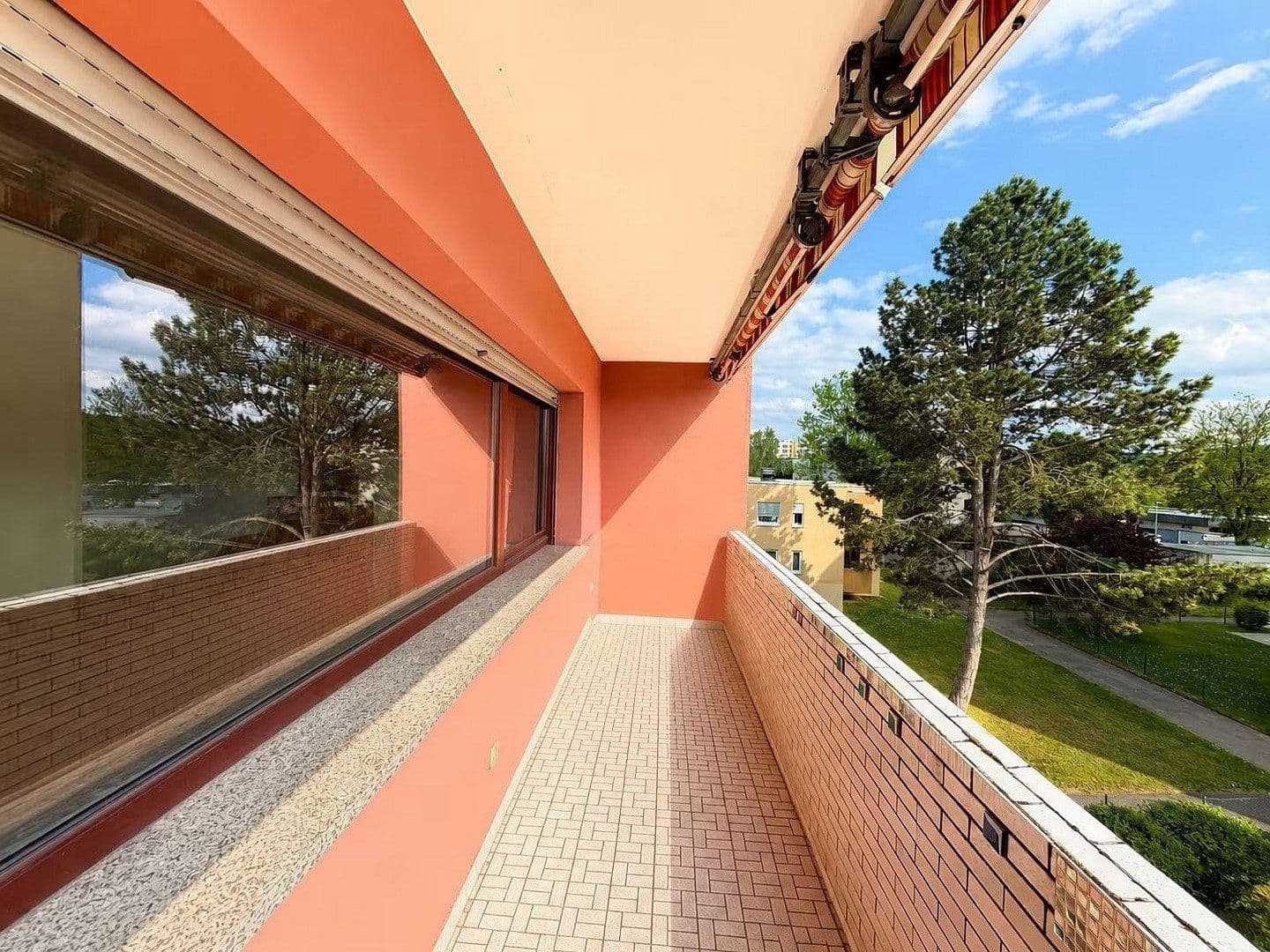 Predaj bytu 4-izbový 116 m², St. Anna Str. 125, Trier, Porýnie-Falcko Predaj bytu 4-izbový 116 m², St. Anna Str. 125, Trier, Porýnie-Falcko