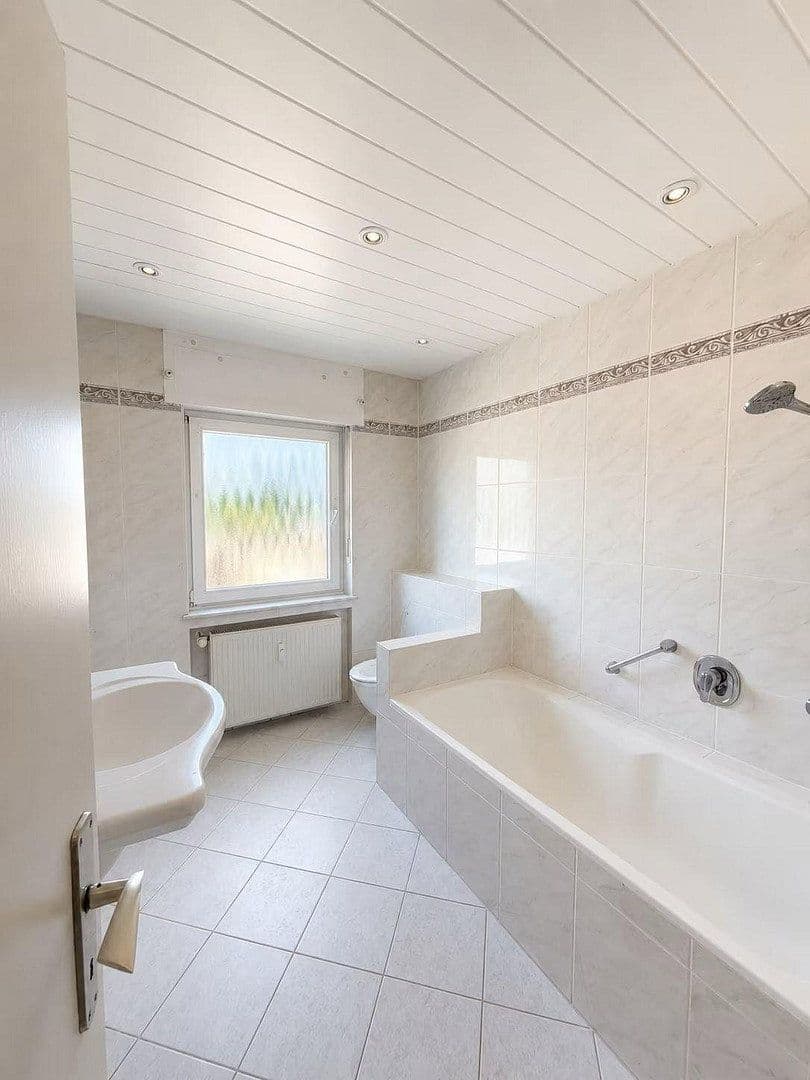 Predaj bytu 4-izbový 116 m², St. Anna Str. 125, Trier, Porýnie-Falcko Predaj bytu 4-izbový 116 m², St. Anna Str. 125, Trier, Porýnie-Falcko