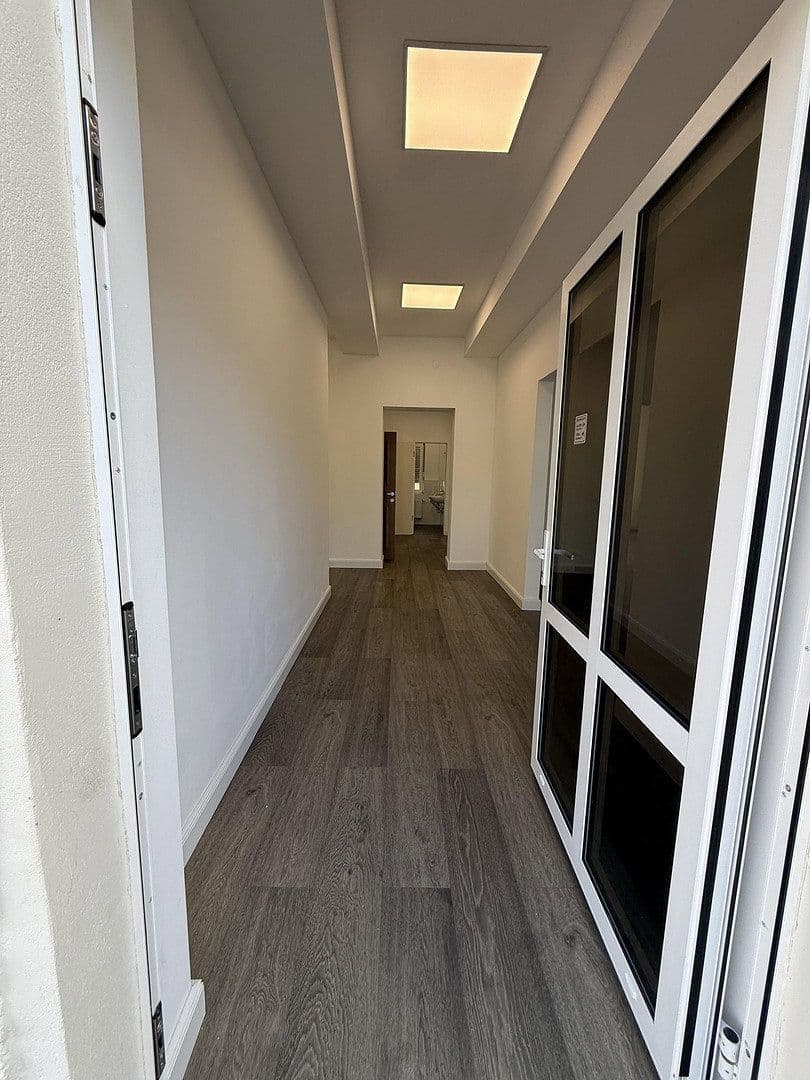 Prenájom kancelárie 160 m², Alt-Rudow 42-44, Berlin, Berlín Prenájom kancelárie 160 m², Alt-Rudow 42-44, Berlin, Berlín