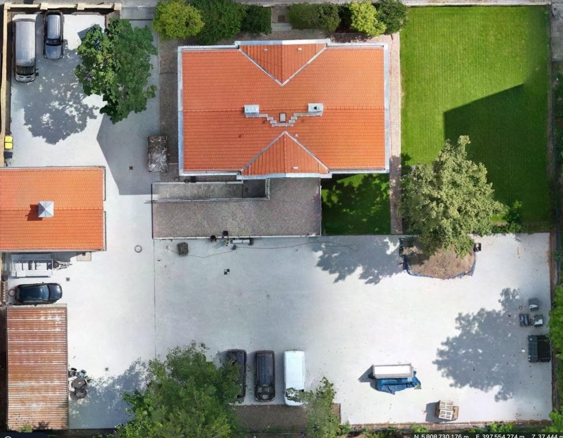 Prenájom kancelárie 160 m², Alt-Rudow 42-44, Berlin, Berlín Prenájom kancelárie 160 m², Alt-Rudow 42-44, Berlin, Berlín