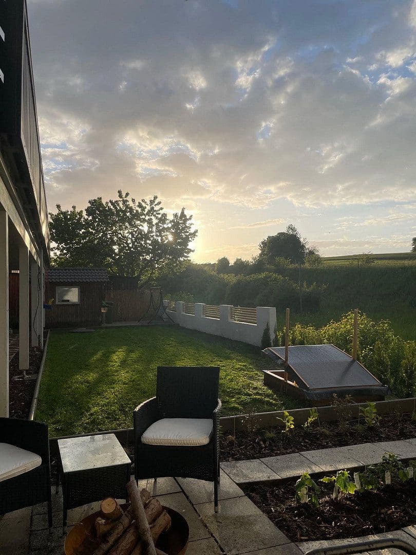 Predaj domu 263 m², pozemok 522 m², Mönsheim, Bádensko-Wurttembersko Predaj domu 263 m², pozemok 522 m², Mönsheim, Bádensko-Wurttembersko