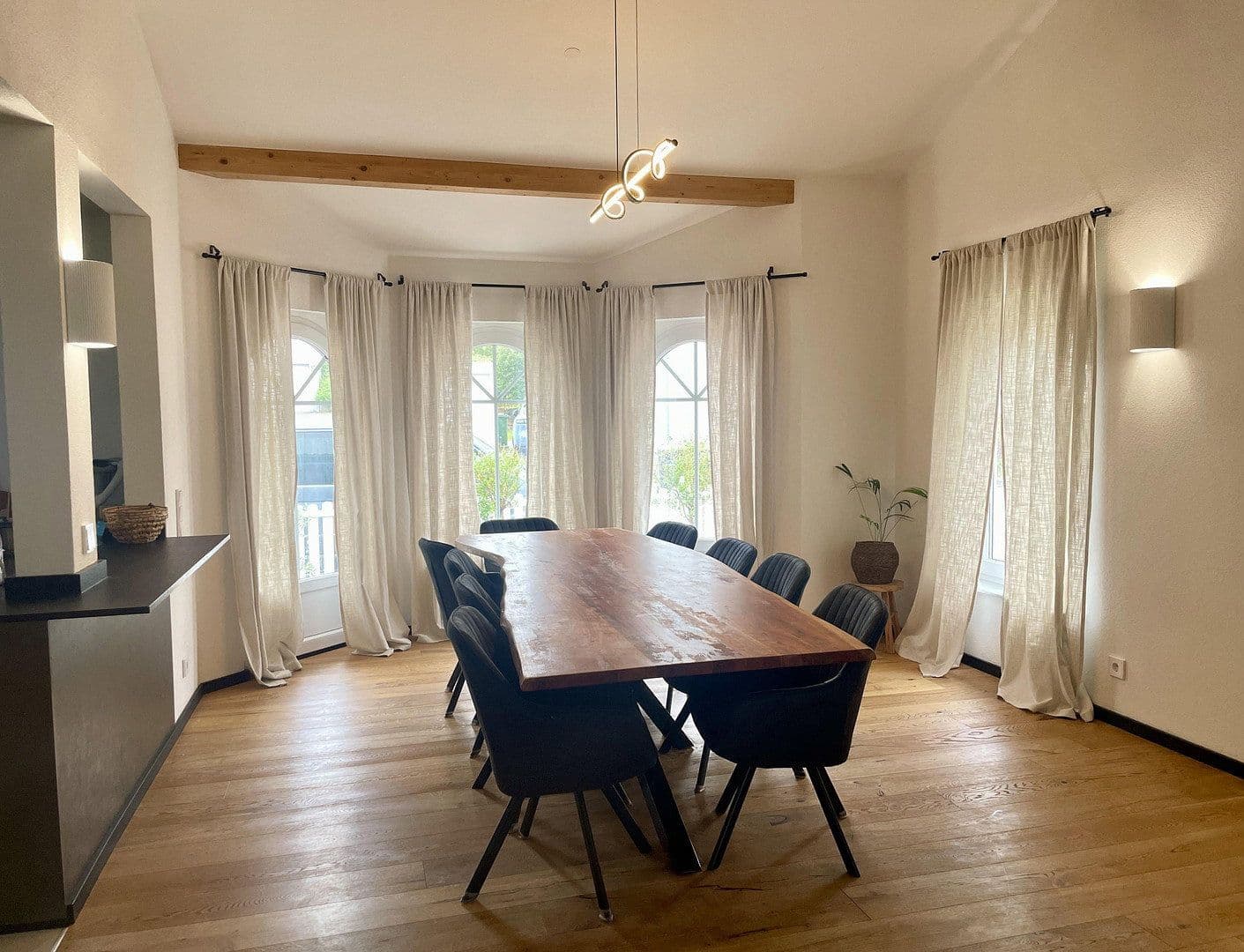 Predaj domu 263 m², pozemok 522 m², Mönsheim, Bádensko-Wurttembersko Predaj domu 263 m², pozemok 522 m², Mönsheim, Bádensko-Wurttembersko