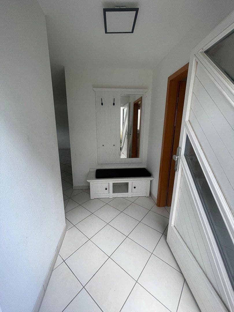 Predaj domu 263 m², pozemok 522 m², Mönsheim, Bádensko-Wurttembersko Predaj domu 263 m², pozemok 522 m², Mönsheim, Bádensko-Wurttembersko