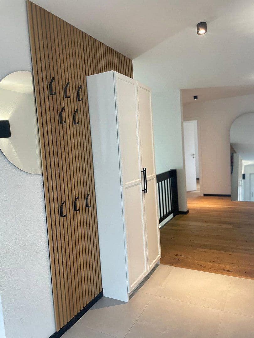 Predaj domu 263 m², pozemok 522 m², Mönsheim, Bádensko-Wurttembersko Predaj domu 263 m², pozemok 522 m², Mönsheim, Bádensko-Wurttembersko
