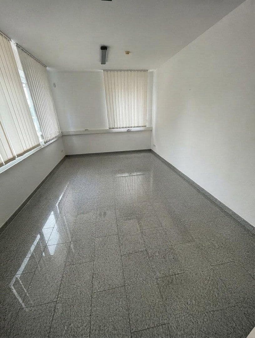 Prenájom kancelárie 520 m², Von-Ketteler-Strasse, Kempen, Severné Porýnie - Westfálsko Prenájom kancelárie 520 m², Von-Ketteler-Strasse, Kempen, Severné Porýnie - Westfálsko