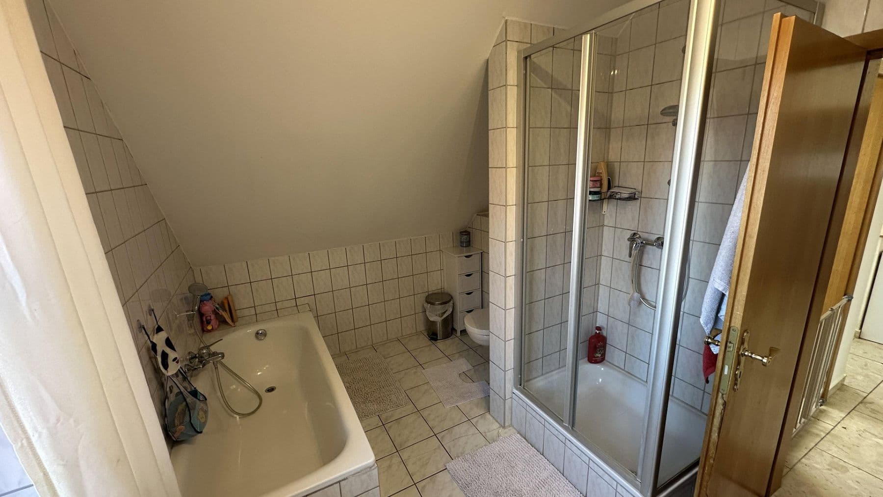 Prenájom domu 150 m², pozemok 325 m², Seubersdorf in der Oberpfalz, Bavorsko Prenájom domu 150 m², pozemok 325 m², Seubersdorf in der Oberpfalz, Bavorsko