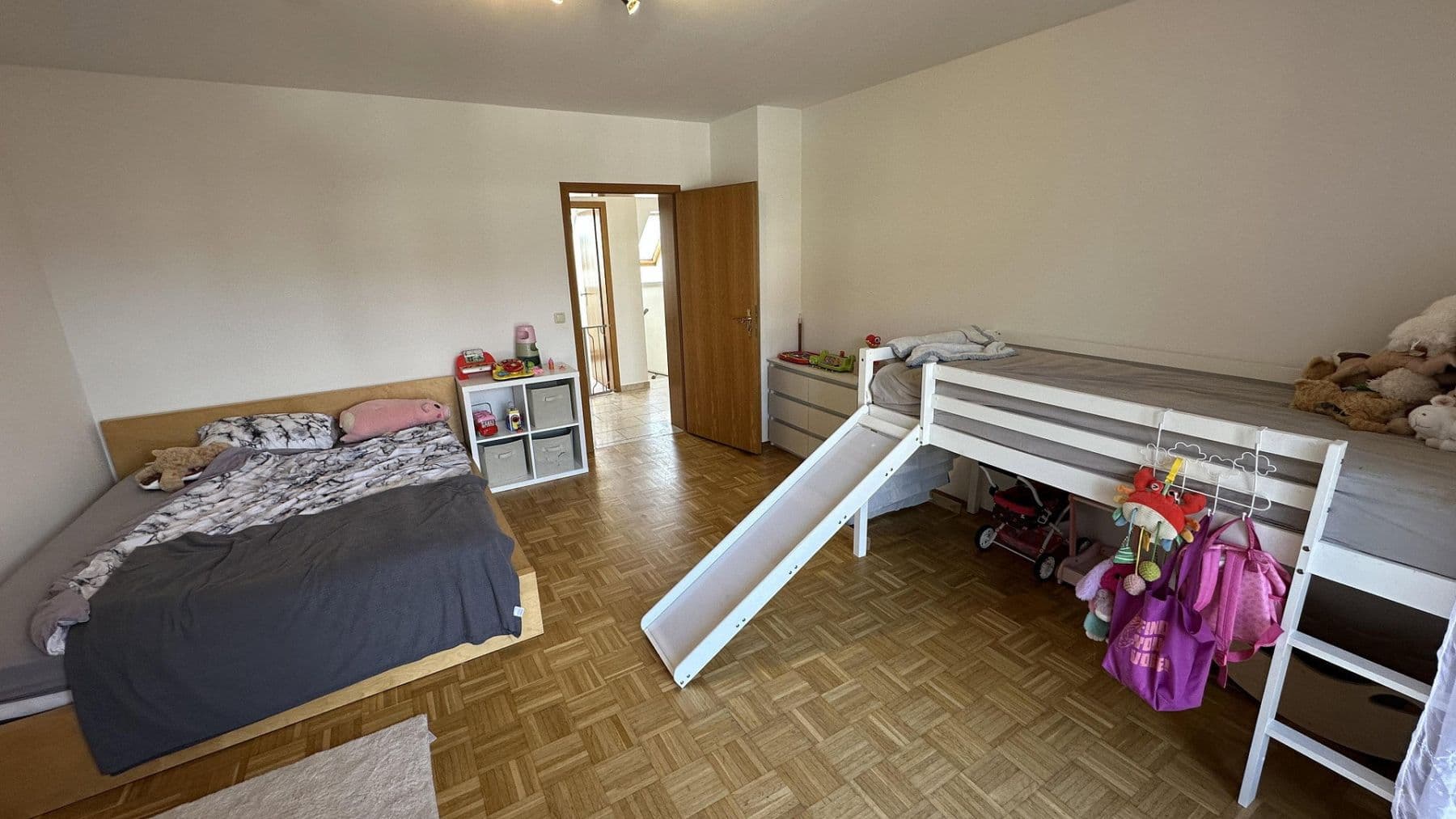 Prenájom domu 150 m², pozemok 325 m², Seubersdorf in der Oberpfalz, Bavorsko Prenájom domu 150 m², pozemok 325 m², Seubersdorf in der Oberpfalz, Bavorsko