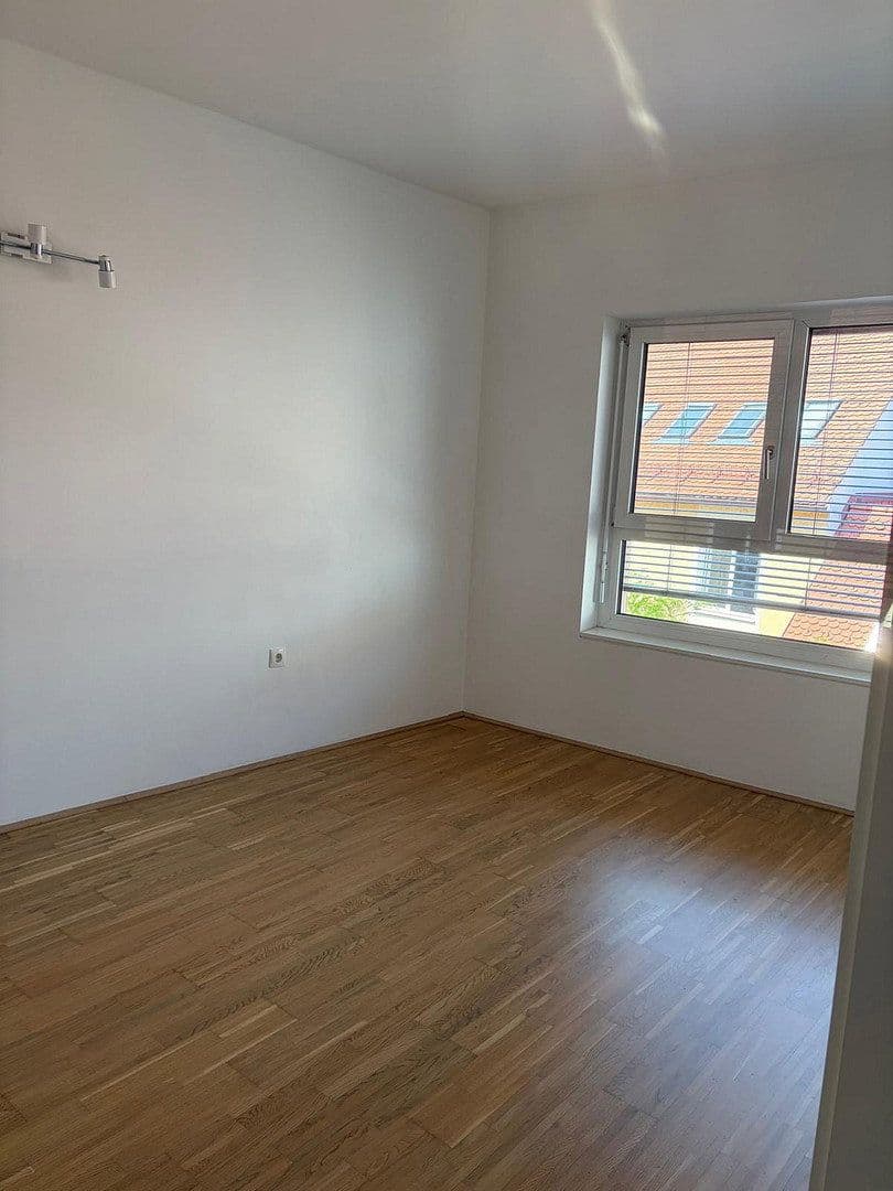 Prenájom bytu 2-izbový 64 m², Graz, Štajersko Prenájom bytu 2-izbový 64 m², Graz, Štajersko