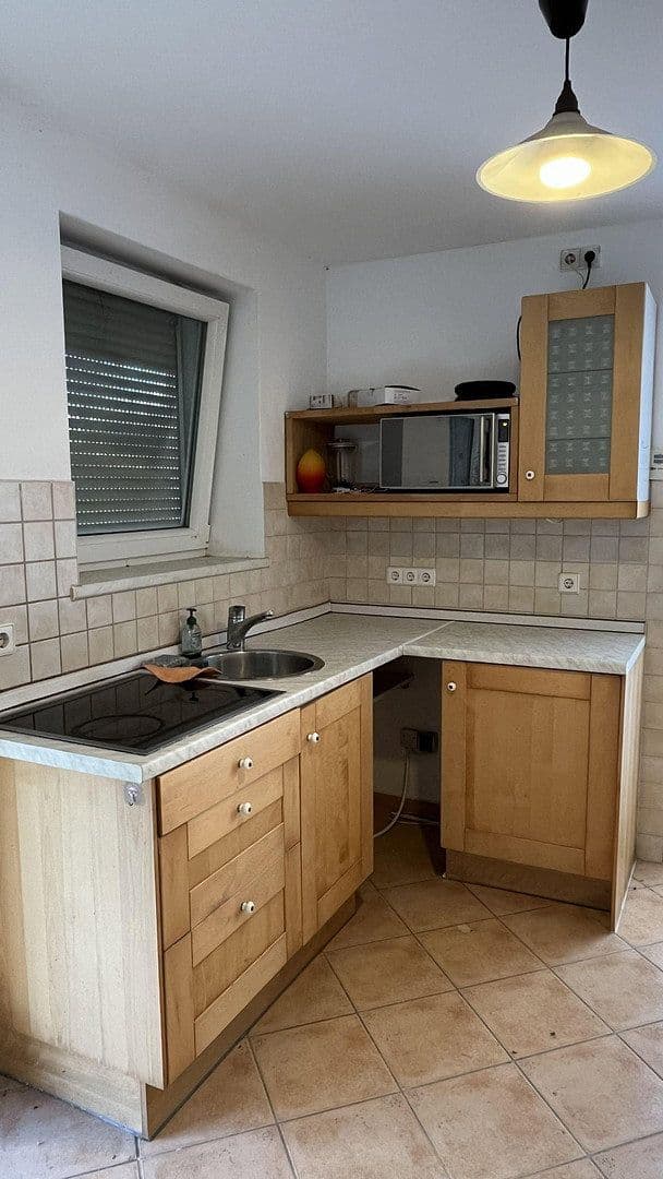 Prenájom bytu 1-izbový 47 m², Eichendorffstraße 2, Esslingen am Neckar, Bádensko-Wurttembersko Prenájom bytu 1-izbový 47 m², Eichendorffstraße 2, Esslingen am Neckar, Bádensko-Wurttembersko
