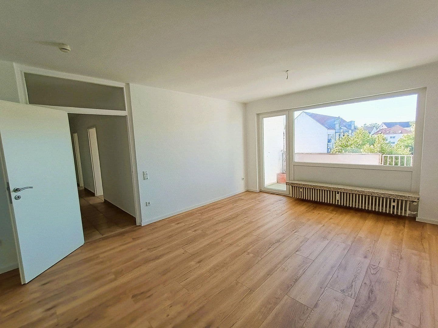 Prenájom bytu 3-izbový 95 m², Bahnhofstraße 19-21, Castrop-Rauxel, Severné Porýnie - Westfálsko Prenájom bytu 3-izbový 95 m², Bahnhofstraße 19-21, Castrop-Rauxel, Severné Porýnie - Westfálsko
