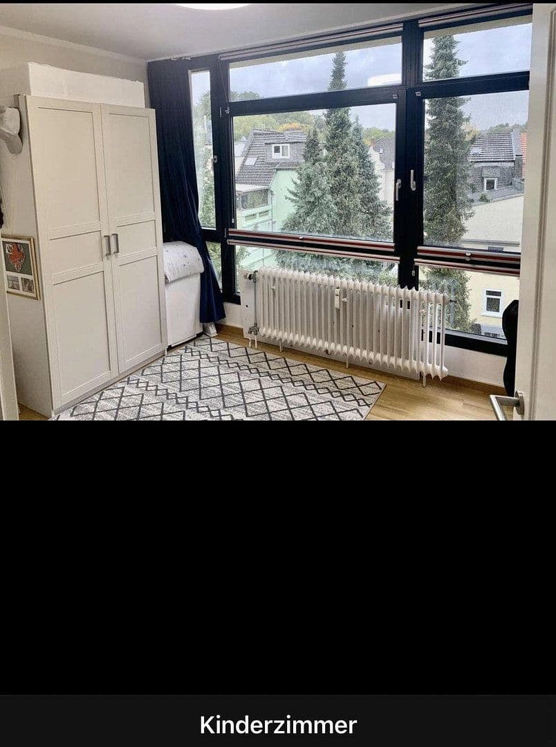 Prenájom bytu 3-izbový 97 m², Im Äuelchen 39, Bonn, Severné Porýnie - Westfálsko Prenájom bytu 3-izbový 97 m², Im Äuelchen 39, Bonn, Severné Porýnie - Westfálsko