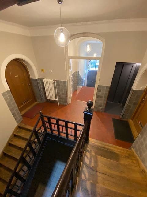 Prenájom bytu 4-izbový 154 m², München, Bavorsko Prenájom bytu 4-izbový 154 m², München, Bavorsko