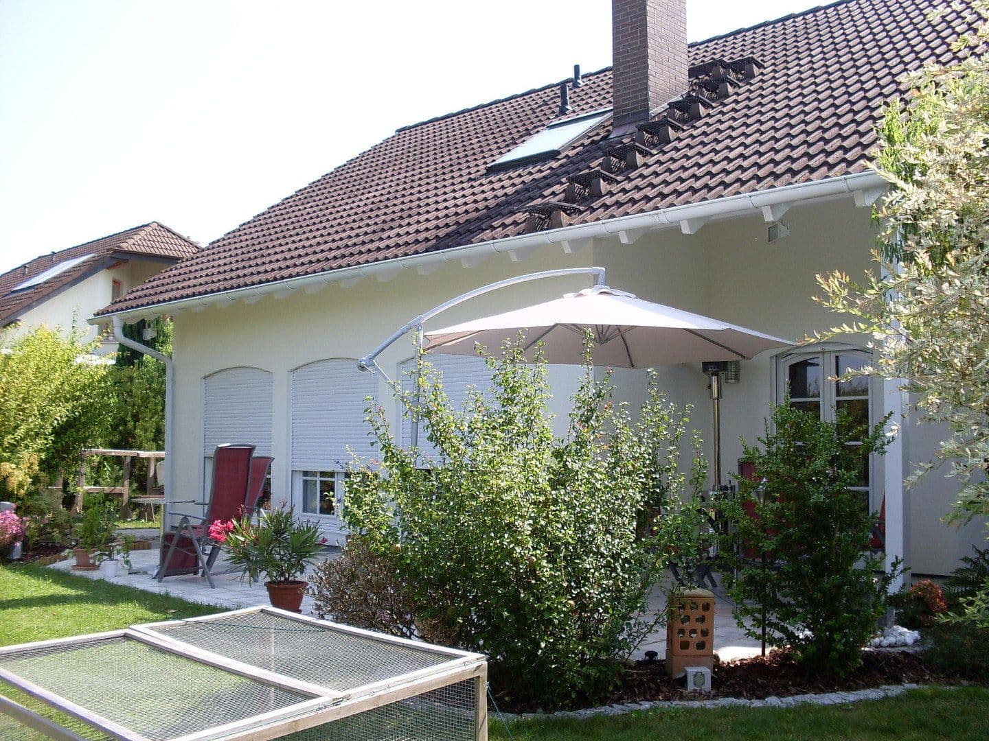 Prenájom domu 150 m², pozemok 767 m², Feuerdornweg 4, Ravenstein, Bádensko-Wurttembersko Prenájom domu 150 m², pozemok 767 m², Feuerdornweg 4, Ravenstein, Bádensko-Wurttembersko