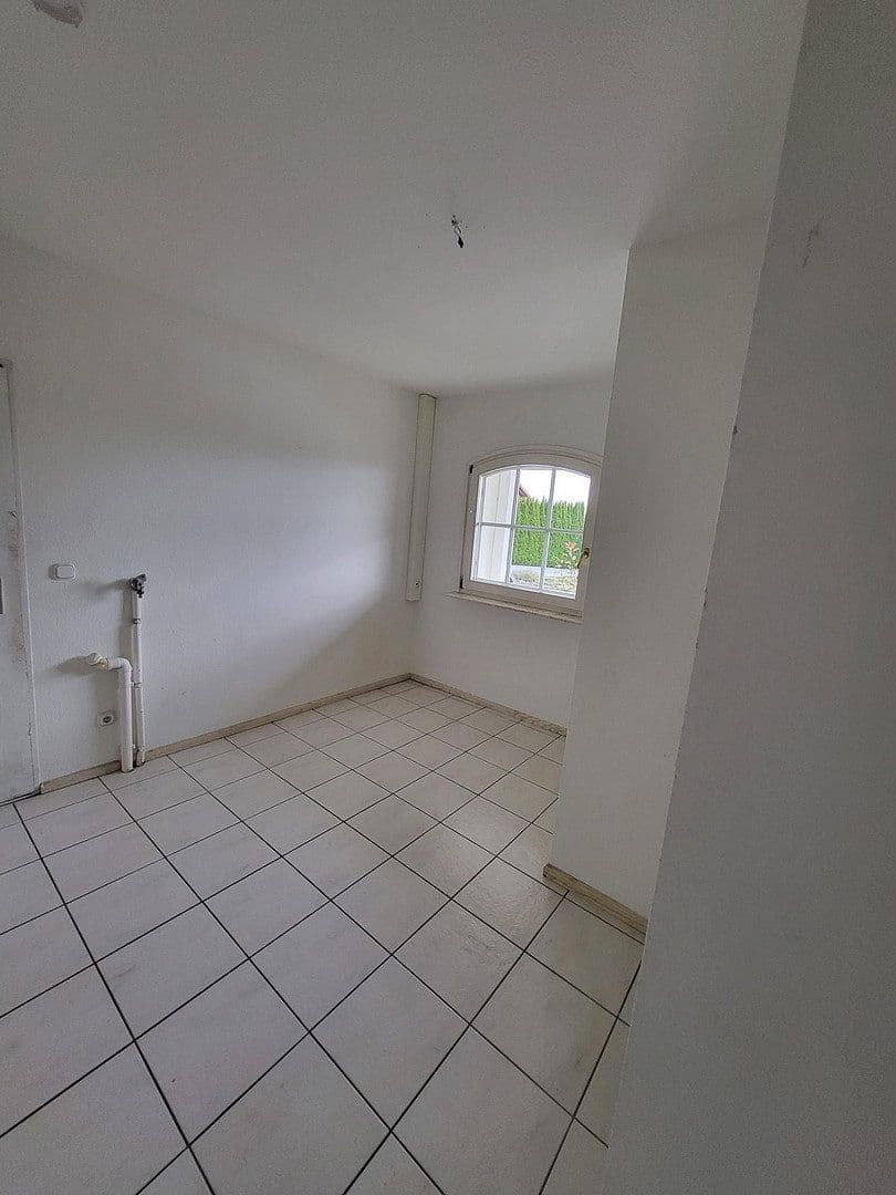 Prenájom domu 150 m², pozemok 767 m², Feuerdornweg 4, Ravenstein, Bádensko-Wurttembersko Prenájom domu 150 m², pozemok 767 m², Feuerdornweg 4, Ravenstein, Bádensko-Wurttembersko