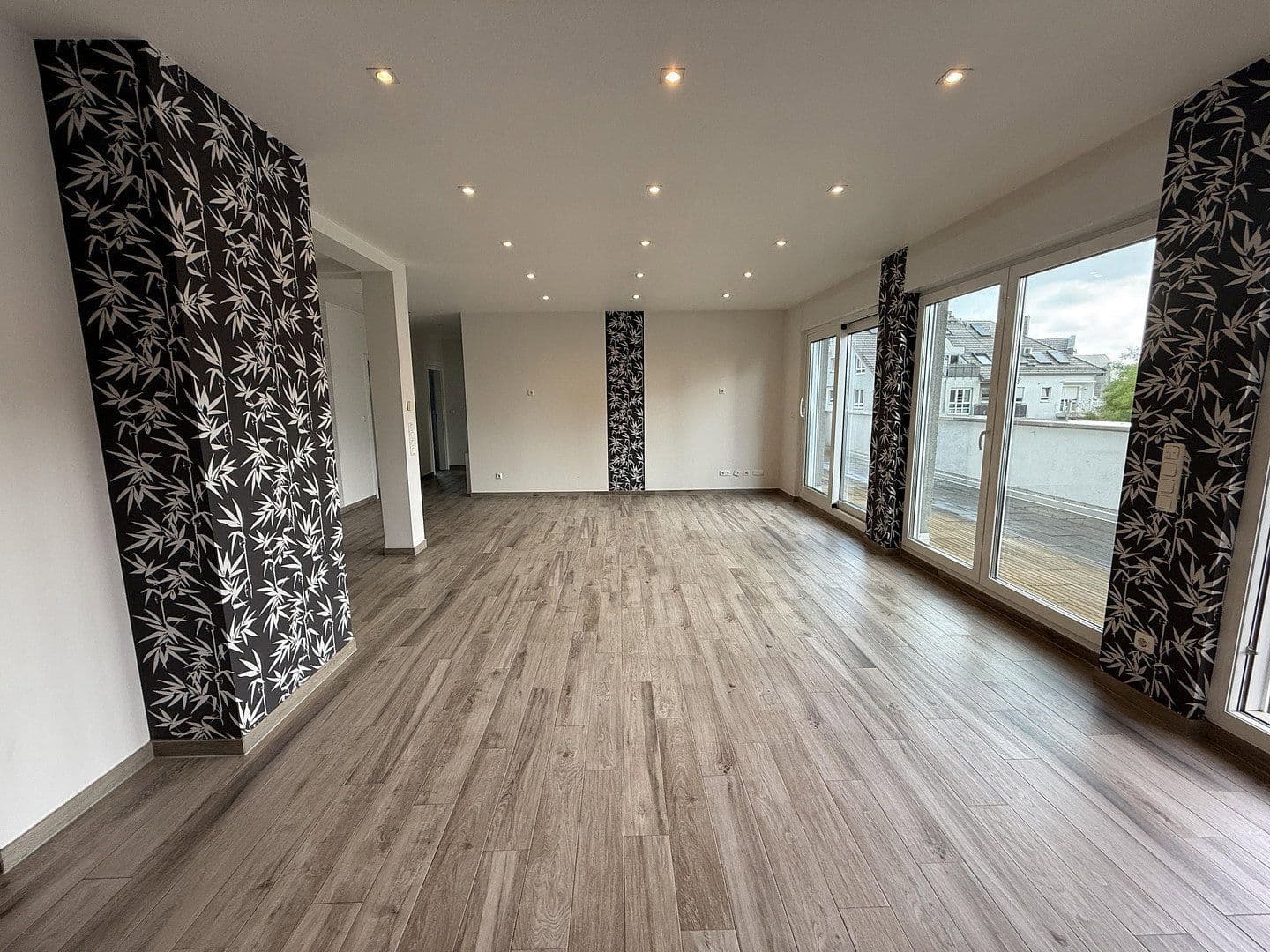 Predaj bytu 4-izbový 143 m², Ginsheim-Gustavsburg, Hesensko Predaj bytu 4-izbový 143 m², Ginsheim-Gustavsburg, Hesensko