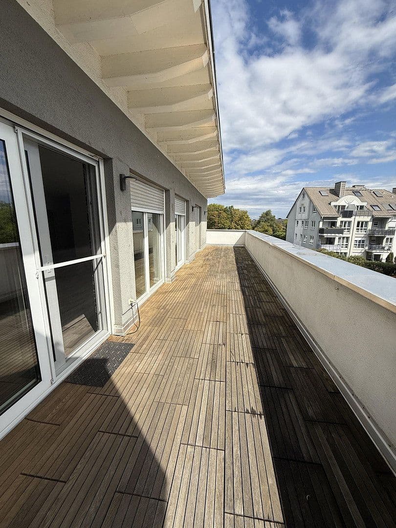 Predaj bytu 4-izbový 143 m², Ginsheim-Gustavsburg, Hesensko Predaj bytu 4-izbový 143 m², Ginsheim-Gustavsburg, Hesensko