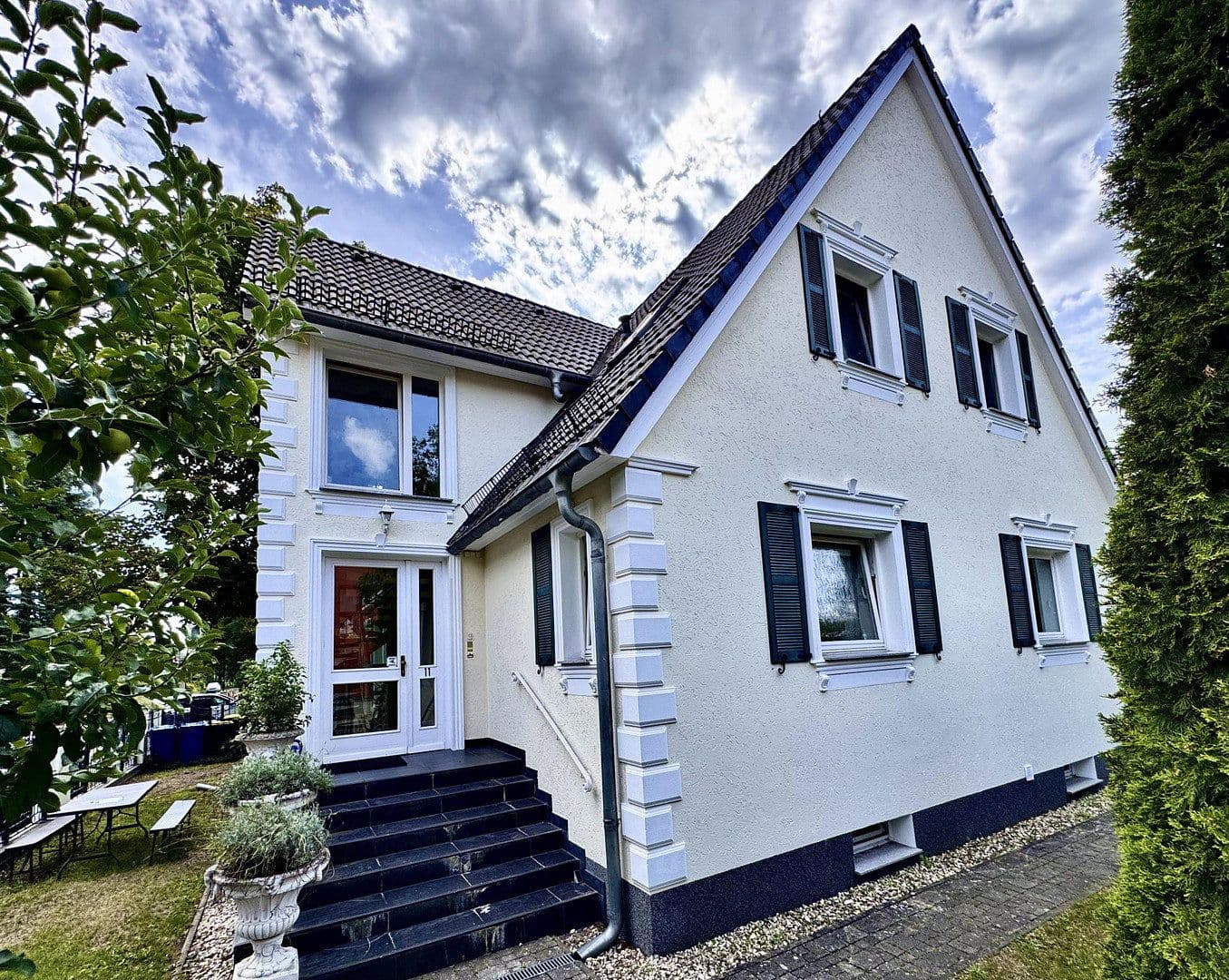 Predaj domu 300 m², pozemok 400 m², Alice-Bloch-Str.11, Nuthetal, Brandenbursko Predaj domu 300 m², pozemok 400 m², Alice-Bloch-Str.11, Nuthetal, Brandenbursko