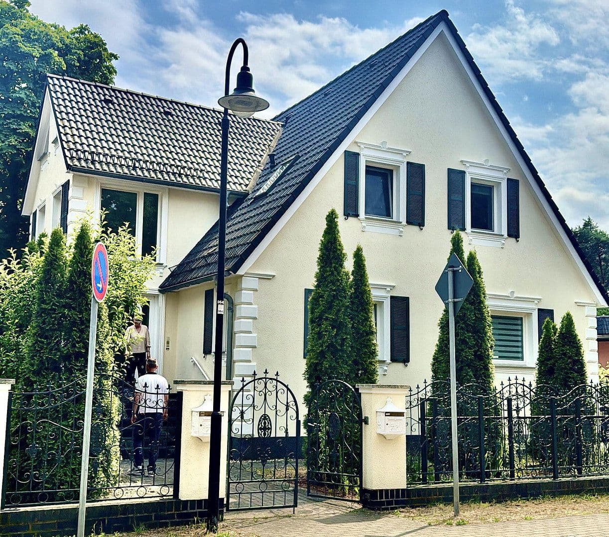 Predaj domu 300 m², pozemok 400 m², Alice-Bloch-Str.11, Nuthetal, Brandenbursko Predaj domu 300 m², pozemok 400 m², Alice-Bloch-Str.11, Nuthetal, Brandenbursko