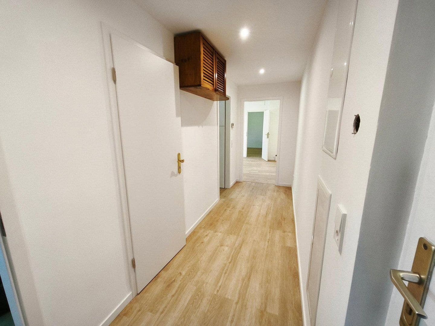 Prenájom bytu 3-izbový 55 m², Burgstr. 51, Stuttgart, Bádensko-Wurttembersko Prenájom bytu 3-izbový 55 m², Burgstr. 51, Stuttgart, Bádensko-Wurttembersko