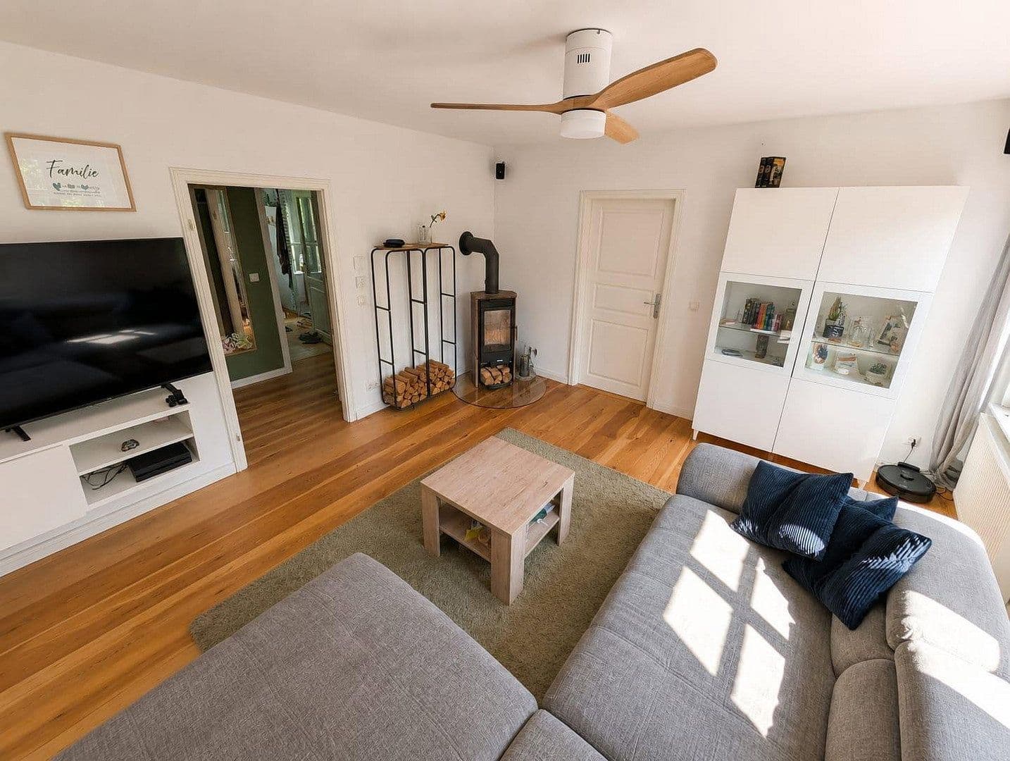 Predaj bytu 3-izbový 75 m², Berlin, Berlín Predaj bytu 3-izbový 75 m², Berlin, Berlín