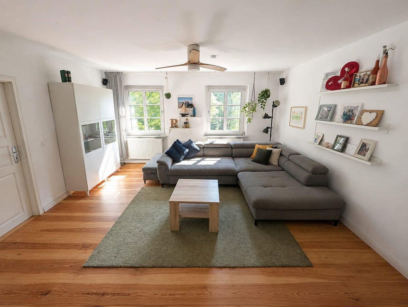 Predaj bytu 3-izbový 75 m², Berlin, Berlín Predaj bytu 3-izbový 75 m², Berlin, Berlín