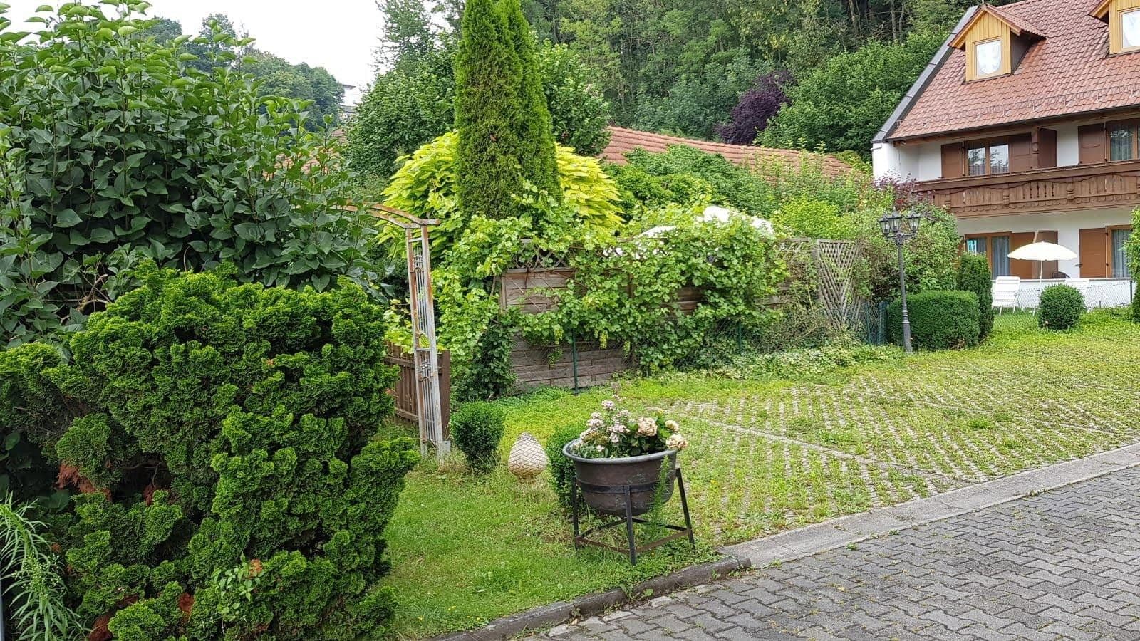 Predaj nebytového priestoru 2.115 m², Altdorf, Bavorsko Predaj nebytového priestoru 2.115 m², Altdorf, Bavorsko