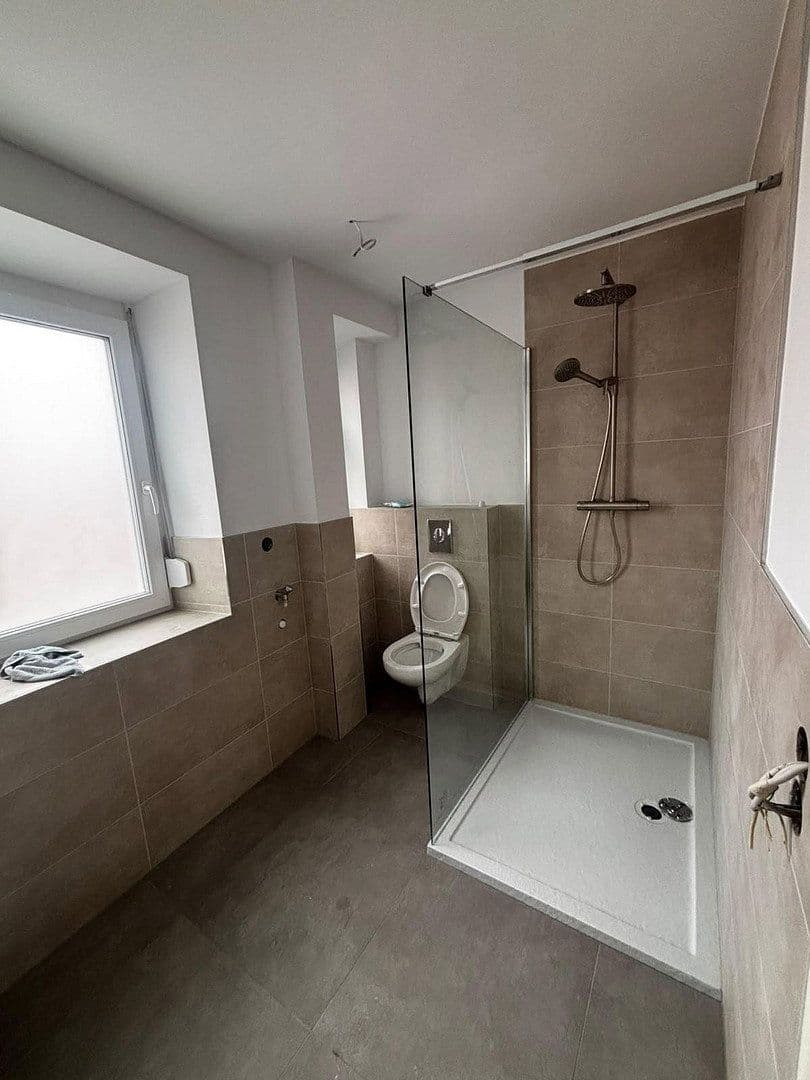 Prenájom bytu 4-izbový 72 m², Moststraße 7, Bayern - Fürth, Bavorsko Prenájom bytu 4-izbový 72 m², Moststraße 7, Bayern - Fürth, Bavorsko