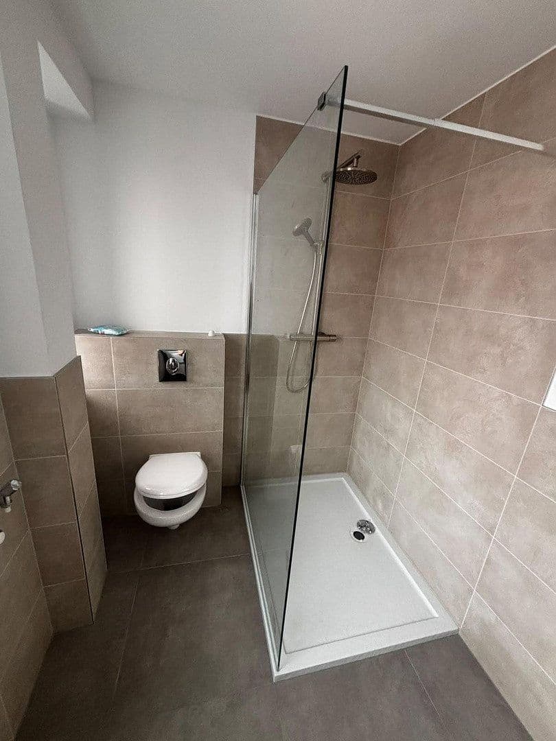 Prenájom bytu 4-izbový 72 m², Moststraße 7, Bayern - Fürth, Bavorsko Prenájom bytu 4-izbový 72 m², Moststraße 7, Bayern - Fürth, Bavorsko