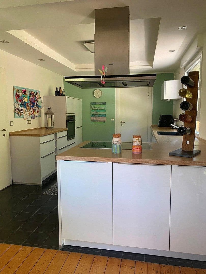 Predaj domu 150 m², pozemok 735 m², Lahnstein, Porýnie-Falcko Predaj domu 150 m², pozemok 735 m², Lahnstein, Porýnie-Falcko