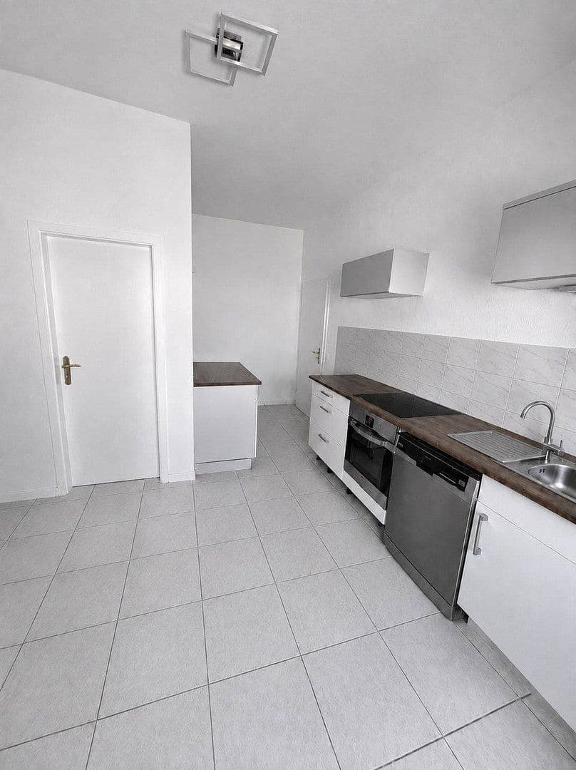 Prenájom bytu 3-izbový 92 m², Fürstenwalde/Spree, Brandenbursko Prenájom bytu 3-izbový 92 m², Fürstenwalde/Spree, Brandenbursko