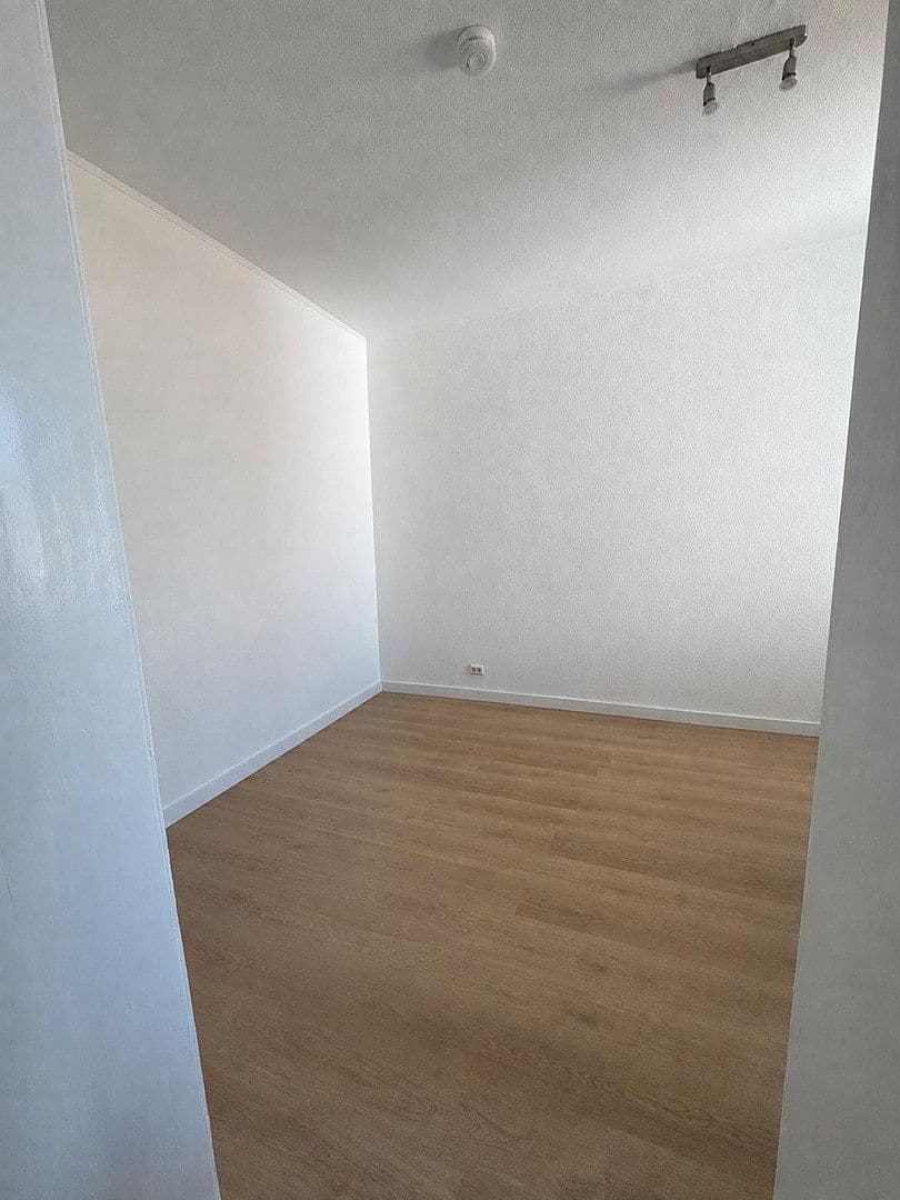 Prenájom bytu 3-izbový 92 m², Fürstenwalde/Spree, Brandenbursko Prenájom bytu 3-izbový 92 m², Fürstenwalde/Spree, Brandenbursko